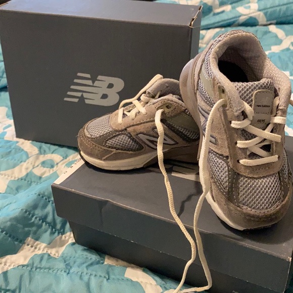 Gray Infant New Balance - Picture 1 of 4